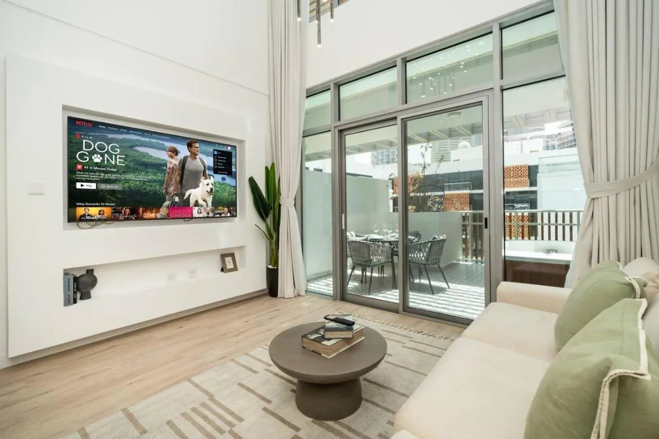 Luxury Jvc 2 Bed Duplex With Private Pool And Jacuzzi Apartamento Dubai