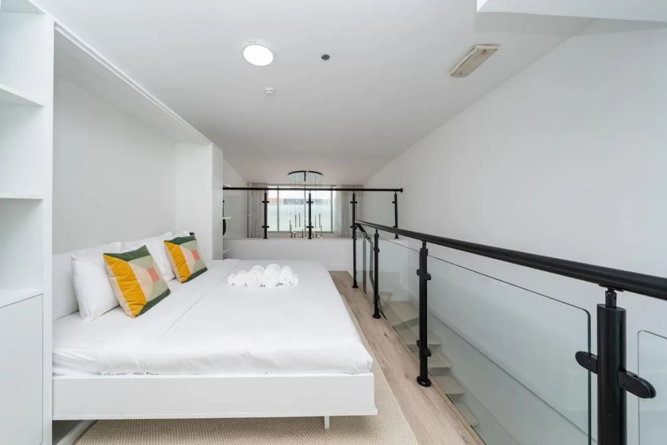Апартаменты Luxury Jvc 2 Bed Duplex With Private Pool And Jacuzzi Дубай ОАЭ