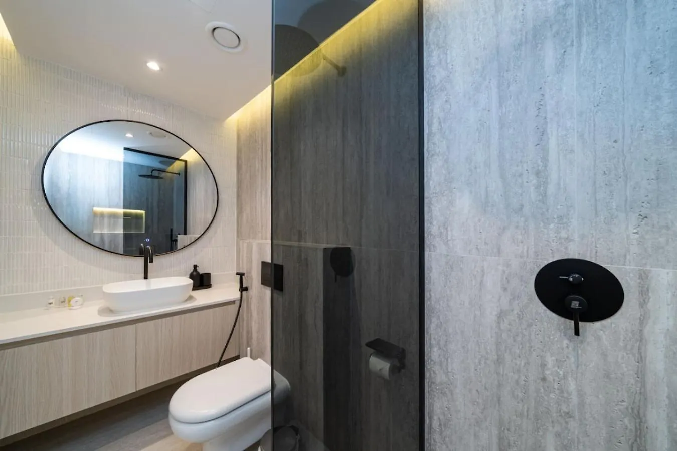 Апартаменты Luxury Jvc 2 Bed Duplex With Private Pool And Jacuzzi Дубай 0*,
